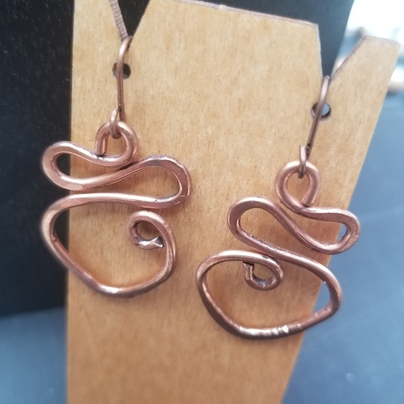 Handcrafted Copper Earrings - Picture 4 of 4